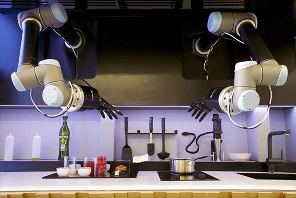 その名はロボコック！完璧に料理を作ってくれるロボットが2017年発売予定！