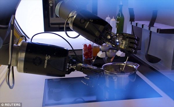 その名はロボコック！完璧に料理を作ってくれるロボットが2017年発売予定！