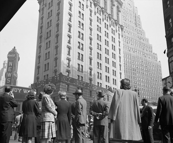 1944年、タイムズスクエアビル