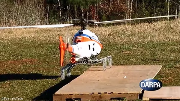 岩場や傾斜にも着陸可能！　４本足を持つ次世代ヘリコプター！！