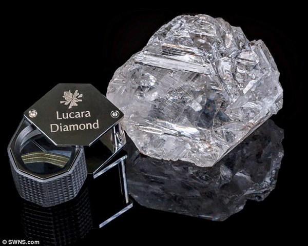 史上2番目の大きさ！　ボツワナで1111カラットのダイヤモンド見つかる！