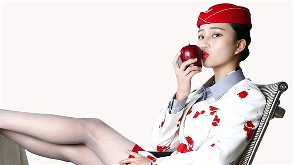 客室乗務員がキスしたリンゴ　中国のオークションサイト「タオバオ」で出品中！